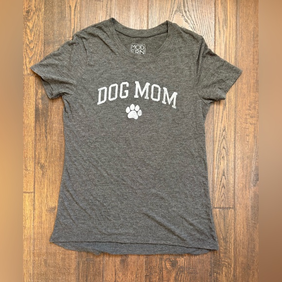 Modern Lux Tops - Gray Dog Mom T-Shirt
